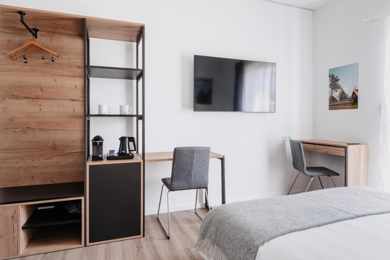 Step Inn The Fair Hotel Росбах-фор-дер-Хёэ Экстерьер фото