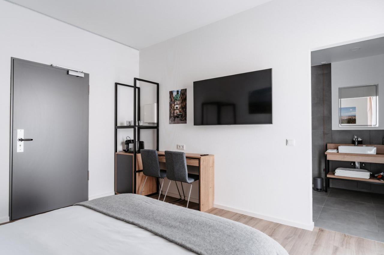 Step Inn The Fair Hotel Росбах-фор-дер-Хёэ Экстерьер фото