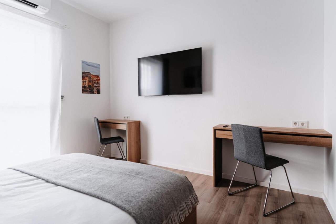 Step Inn The Fair Hotel Росбах-фор-дер-Хёэ Экстерьер фото